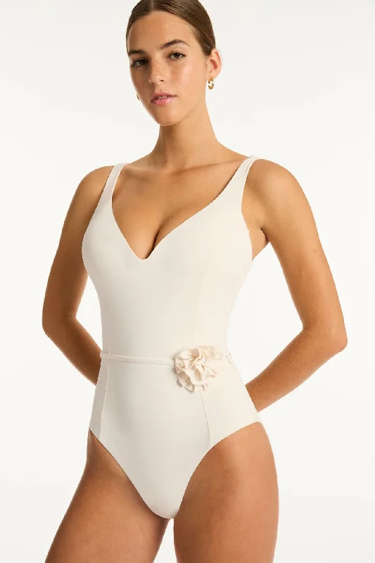 Casa Del Mar Plunge One Piece